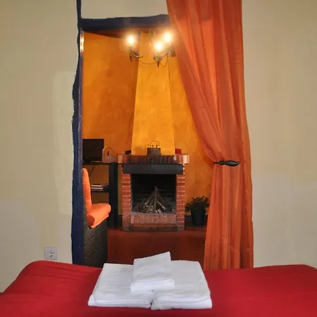 Casas En Batuecas * Villanueva del Conde